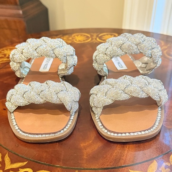 Steve Madden Newbie Silver Rhinestone Braided Slide Flat Sandals Size 7 MSRP$100 - Picture 10 of 16